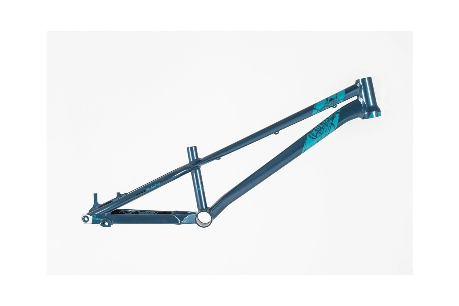 CADRE CREWKERS GUILTY 24" 2020 NAVY 1 CADRE CREWKERS GUILTY 24" 2020 NAVY